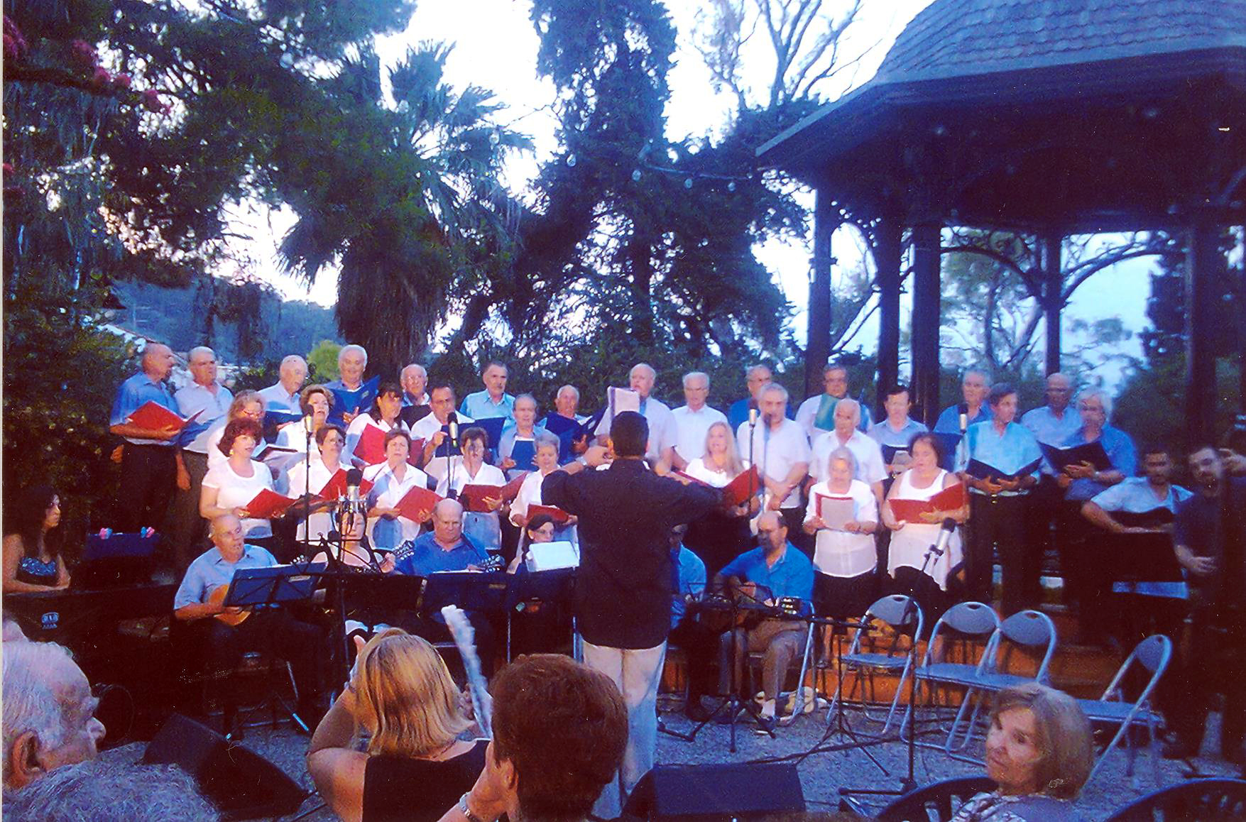 ΧΟΡΩΔΙΑ ΛΕΙΒΑΘΟΥΣ 001